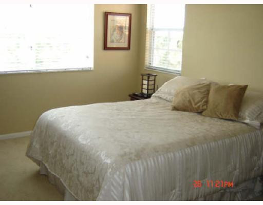 7940 North Nob Hill Road, Unit 4303 Tamarac, FL 33321 - Photo 6 of 8 Bedroom Master
