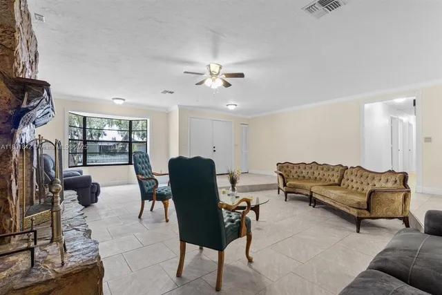 $436,000 | 2141 Oak Beach Boulevard, Sebring, FL 33875
