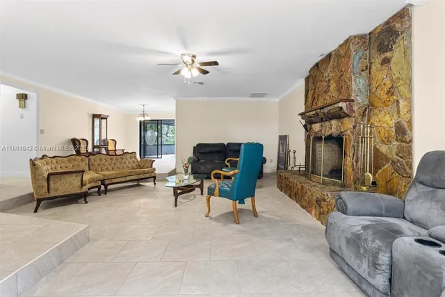 $436,000 | 2141 Oak Beach Boulevard, Sebring, FL 33875