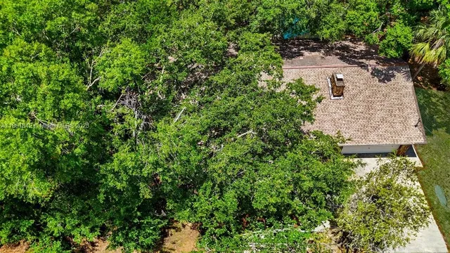 $436,000 | 2141 Oak Beach Boulevard, Sebring, FL 33875