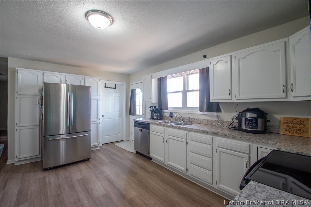 2481 North Slab Road Scottsburg, IN 47170 - Photo 11 of 34 Nice spacious kitchen with plenty of cabinet space and almost new appliances.