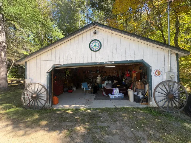 $160,000 | 905 West Plymouth Road, Etna, ME 04434