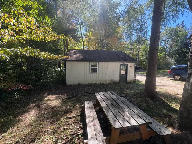 $160,000 | 905 West Plymouth Road, Etna, ME 04434