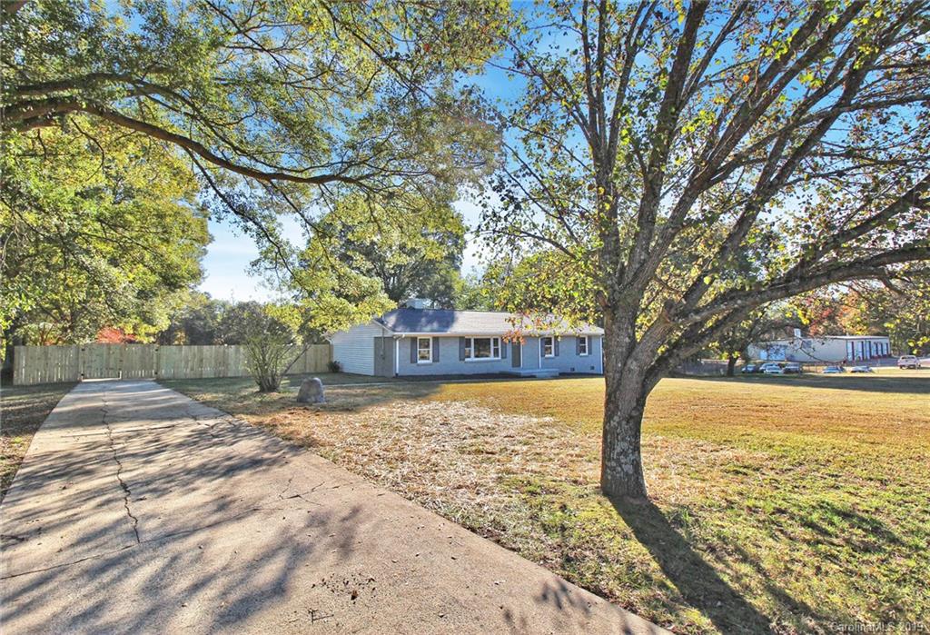 1411 Williams Road Fort Mill, SC 29715 - Photo 4 of 37