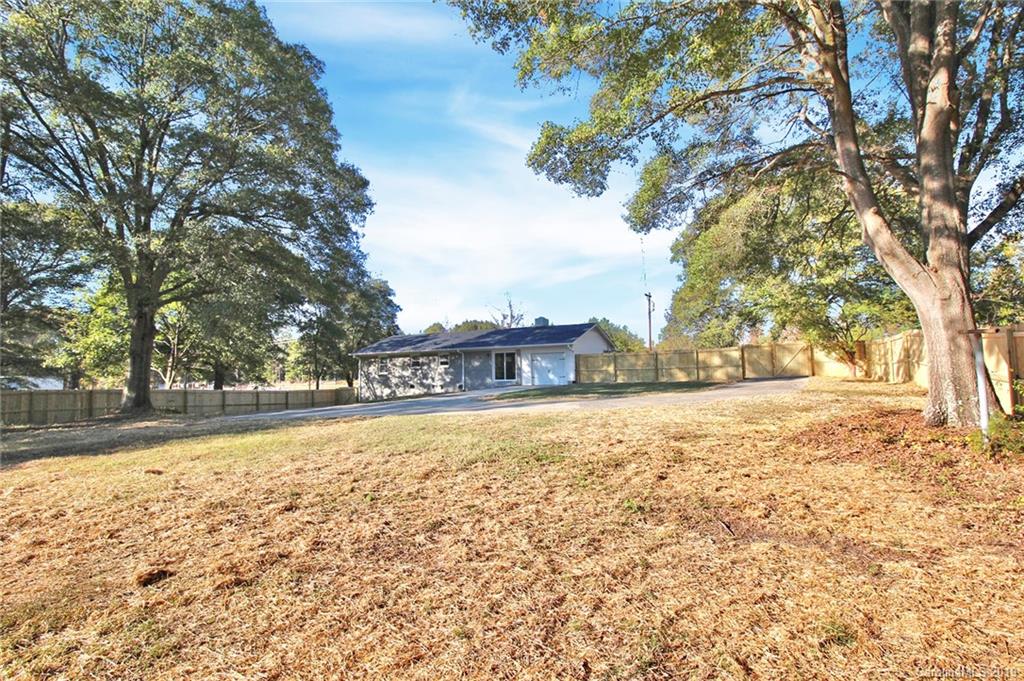1411 Williams Road Fort Mill, SC 29715 - Photo 6 of 37