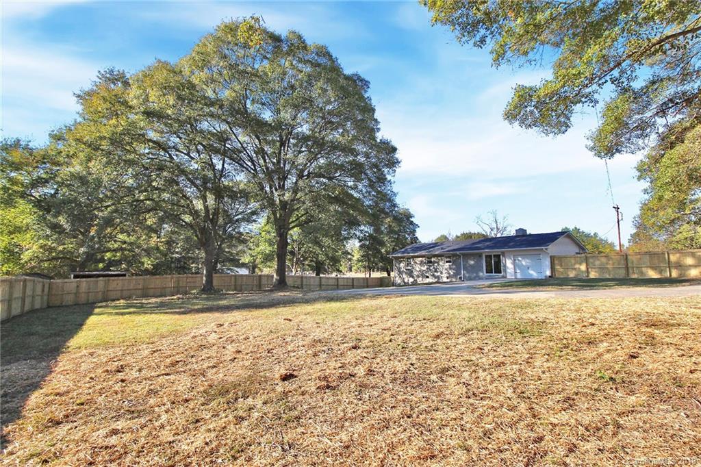 1411 Williams Road Fort Mill, SC 29715 - Photo 7 of 37