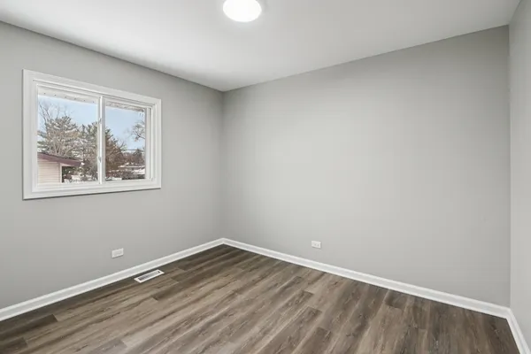 $239,000 | 3403 Fountainbleau Drive, Hazel Crest, IL 60429