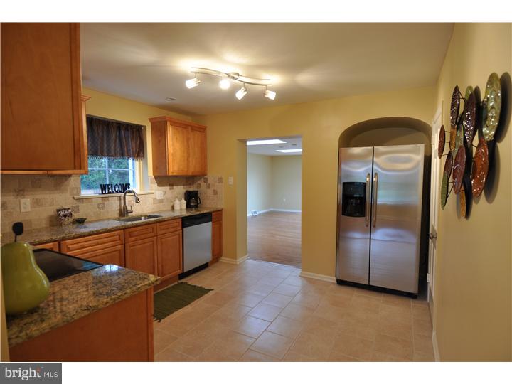 416 North Manoa Road Havertown, PA 19083 - Photo 5 of 24 Kitchen