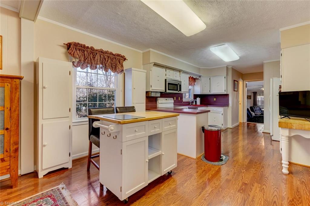 601 Stokes Road Reidsville, NC 27320 - Photo 13 of 49 Gallery Image 13
