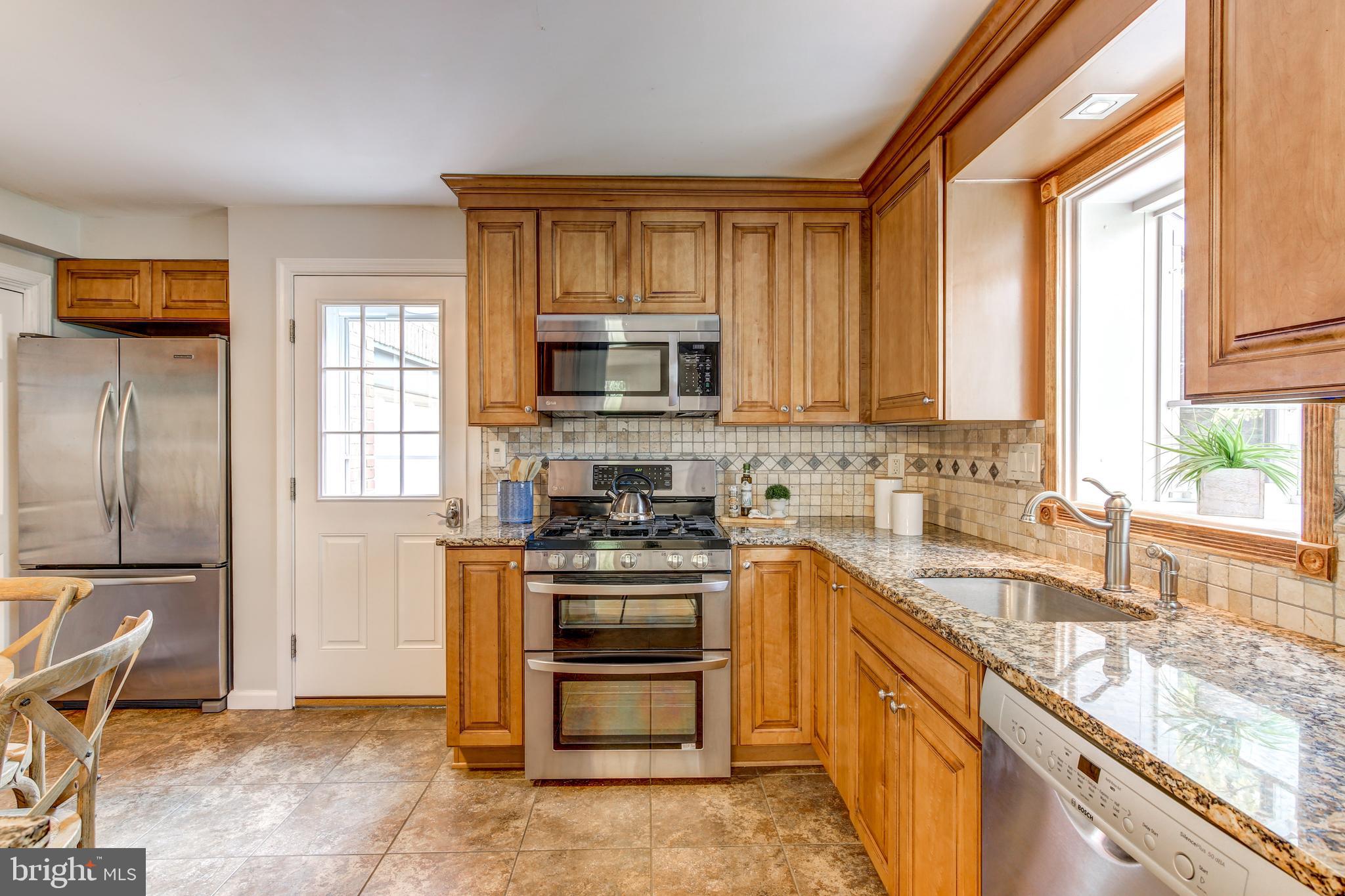 457 Thatcher Road Springfield, PA 19064 - Photo 13 of 32
