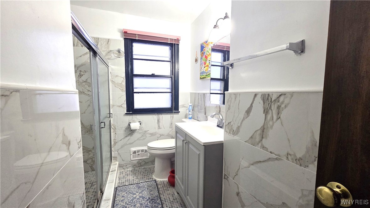 12 Delta Road Amherst, NY 14226 - Photo 18 of 46