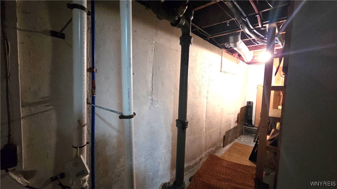 12 Delta Road Amherst, NY 14226 - Photo 35 of 46