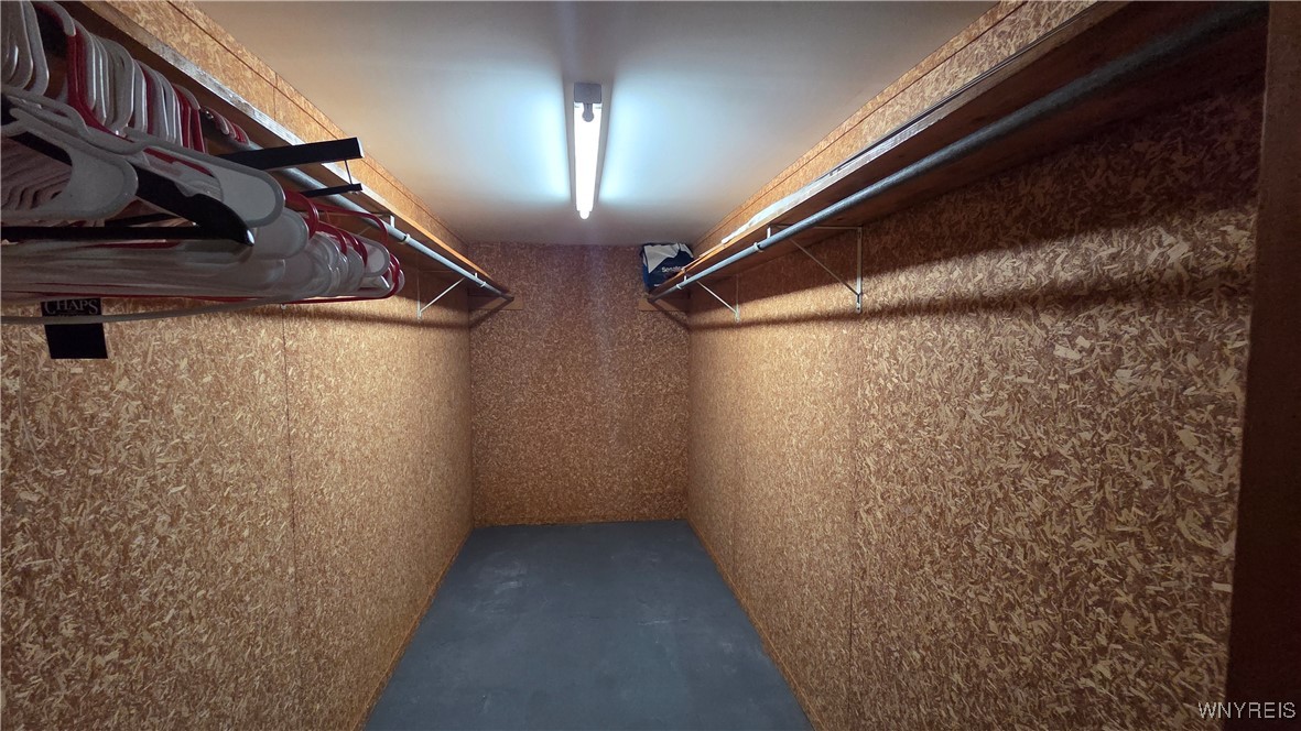 12 Delta Road Amherst, NY 14226 - Photo 36 of 46