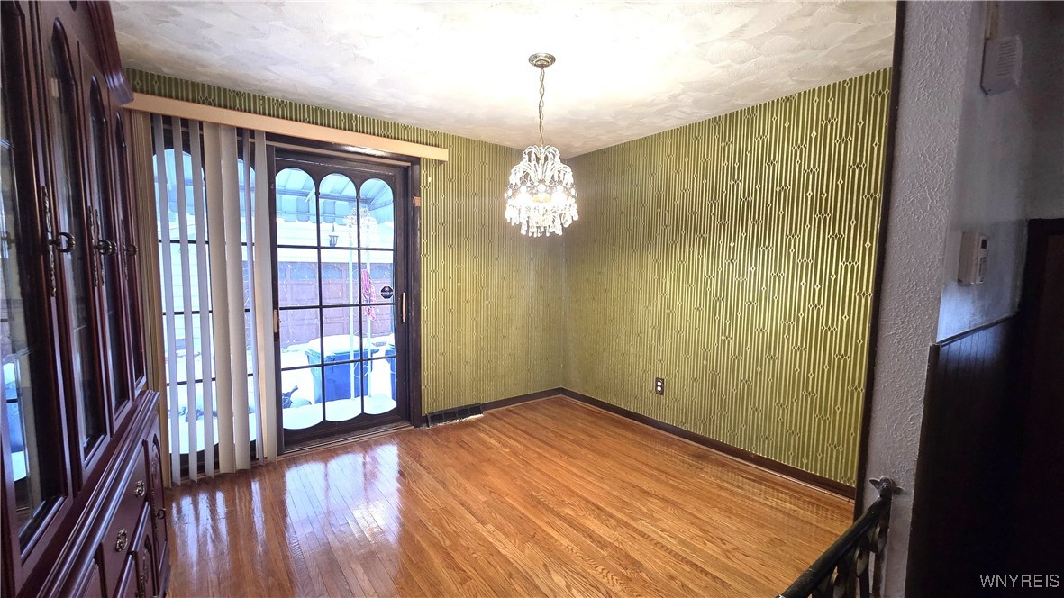 12 Delta Road Amherst, NY 14226 - Photo 10 of 46