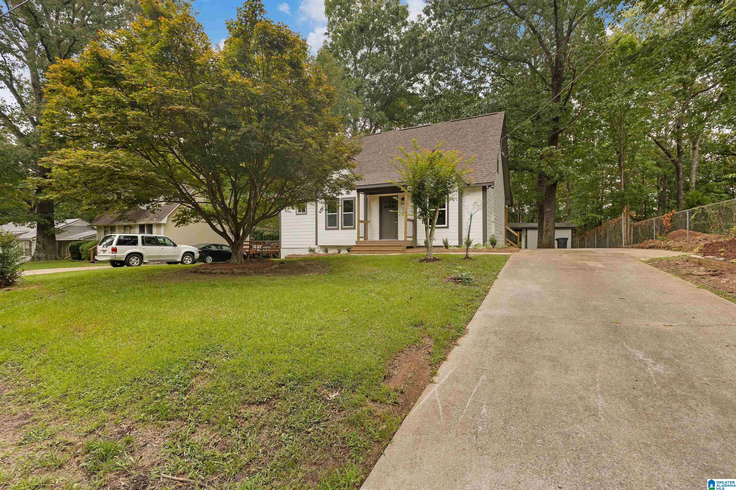840 Ridgewood Drive Remlap, AL 35133 - Photo 3 of 40