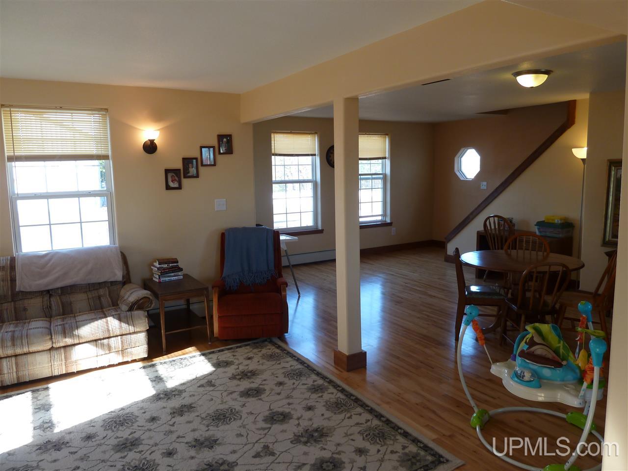 24944 Chestnut Street Calumet, MI 49913 - Photo 13 of 36 Gallery Image 13