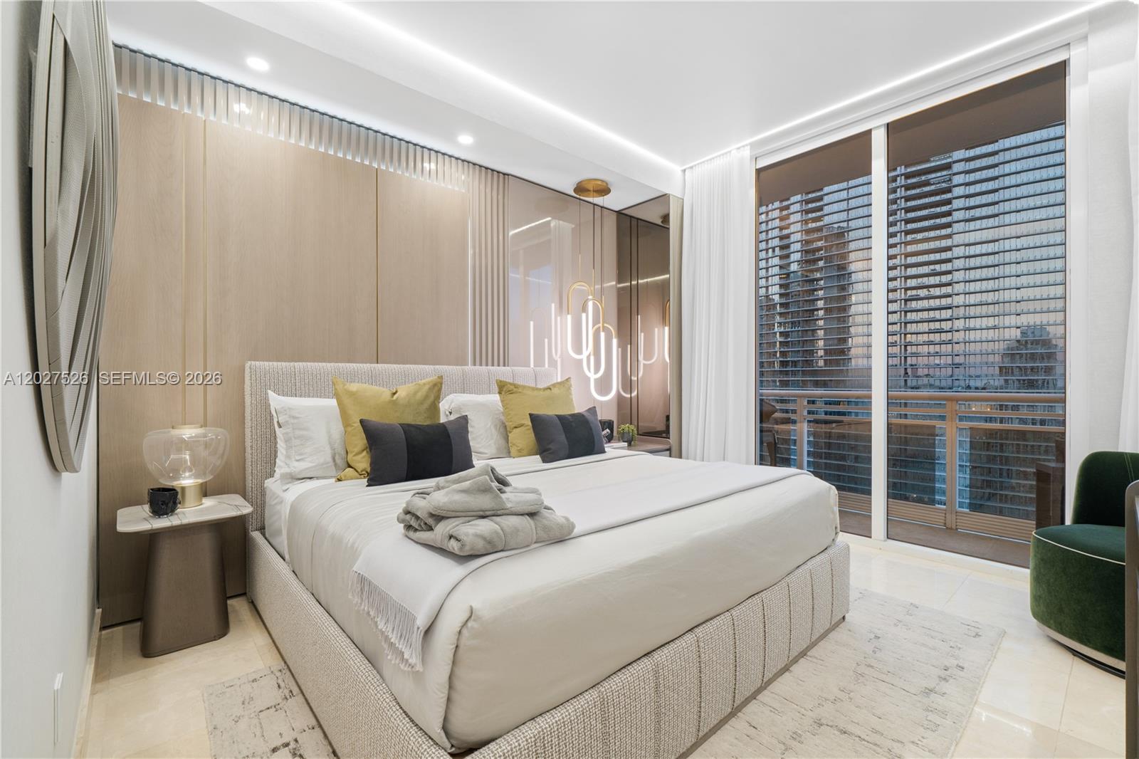 901 Brickell Key Boulevard, Unit 3304 Miami, FL 33131 - Photo 57 of 88