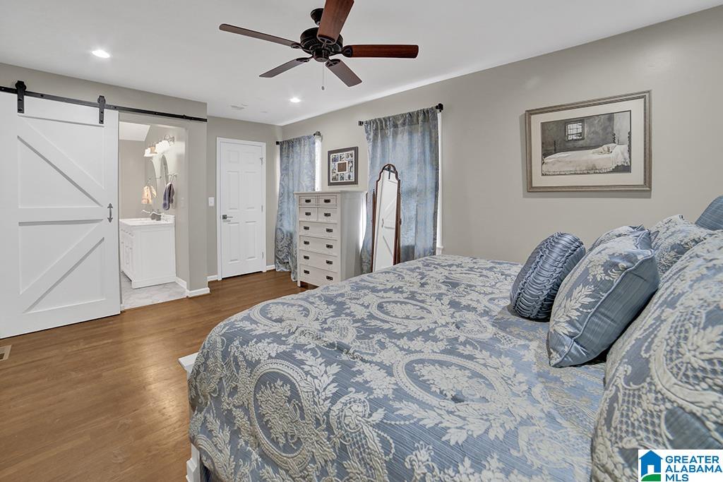 905 Shades Crest Road Birmingham, AL 35226 - Photo 18 of 33