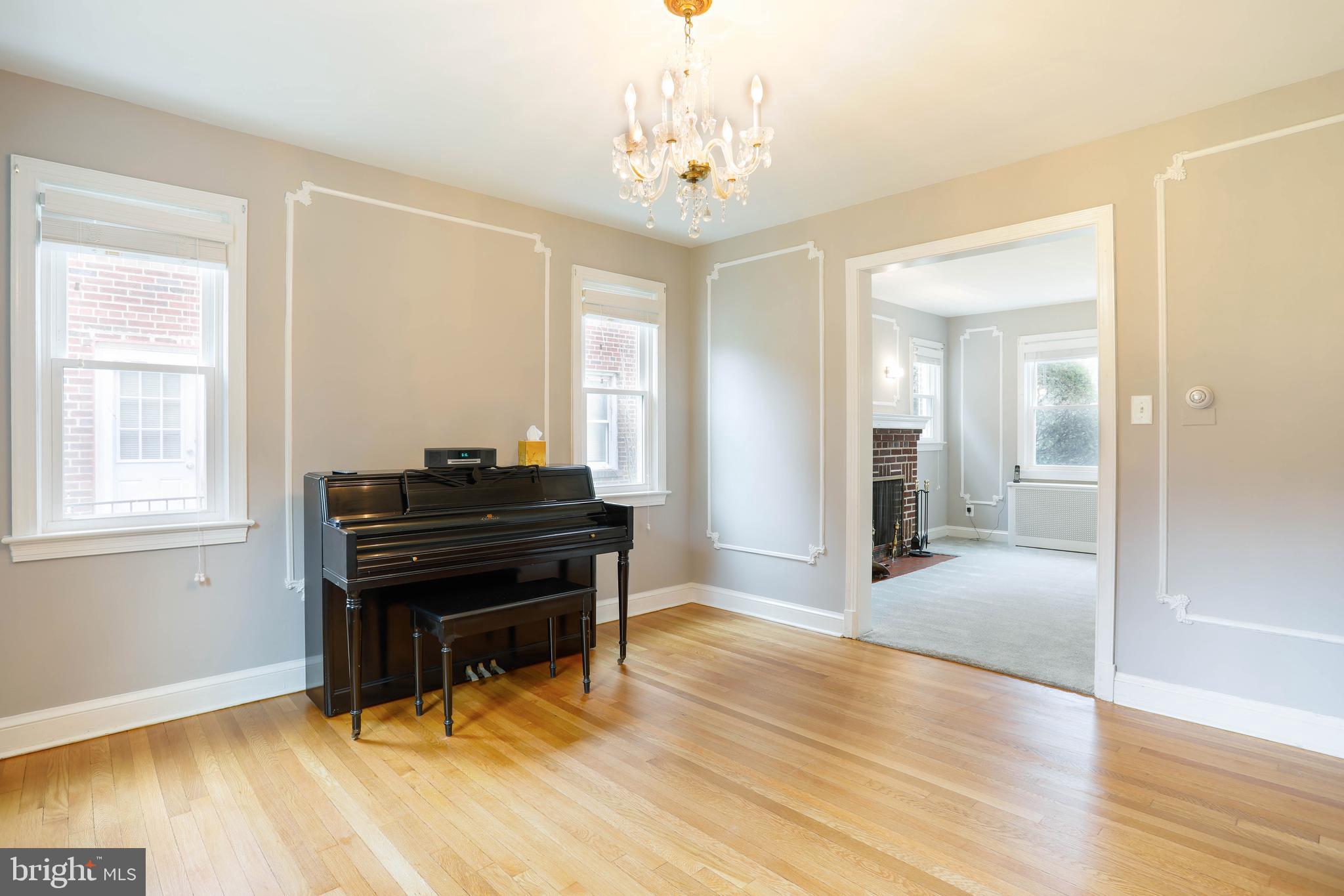 423 Rittenhouse Street Northwest Washington, DC 20011 - Photo 11 of 34 Dining Room