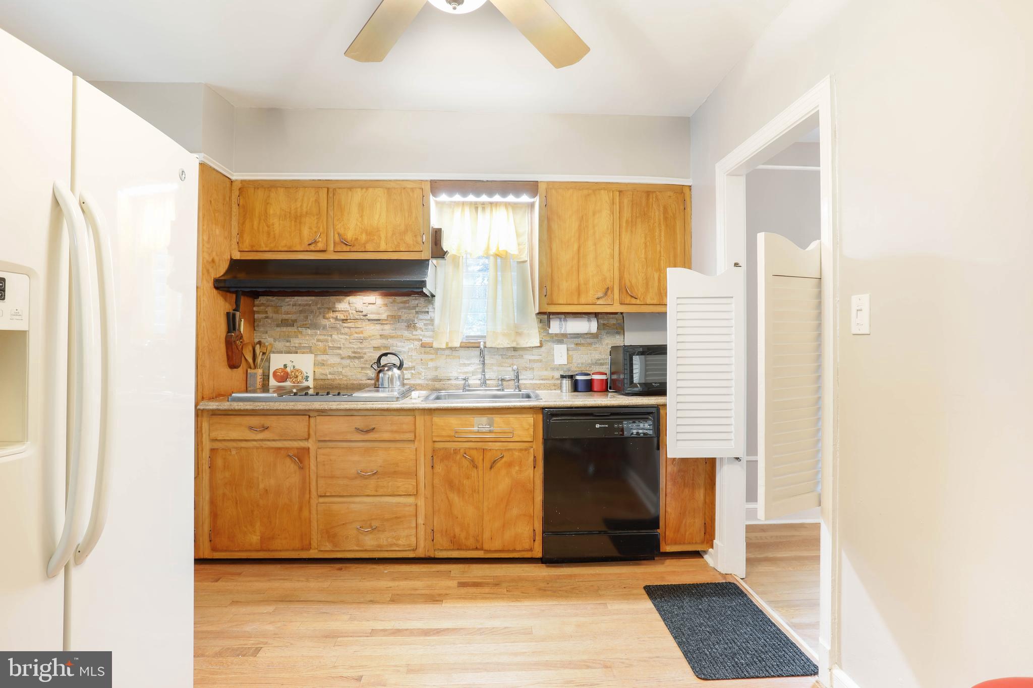 423 Rittenhouse Street Northwest Washington, DC 20011 - Photo 15 of 34 Kitchen