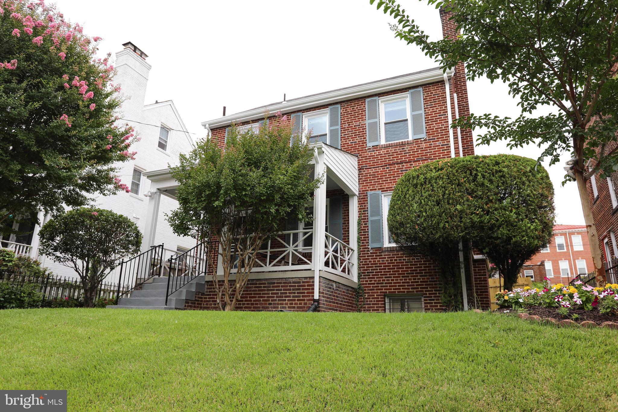 423 Rittenhouse Street Northwest Washington, DC 20011 - Photo 3 of 34 Front view