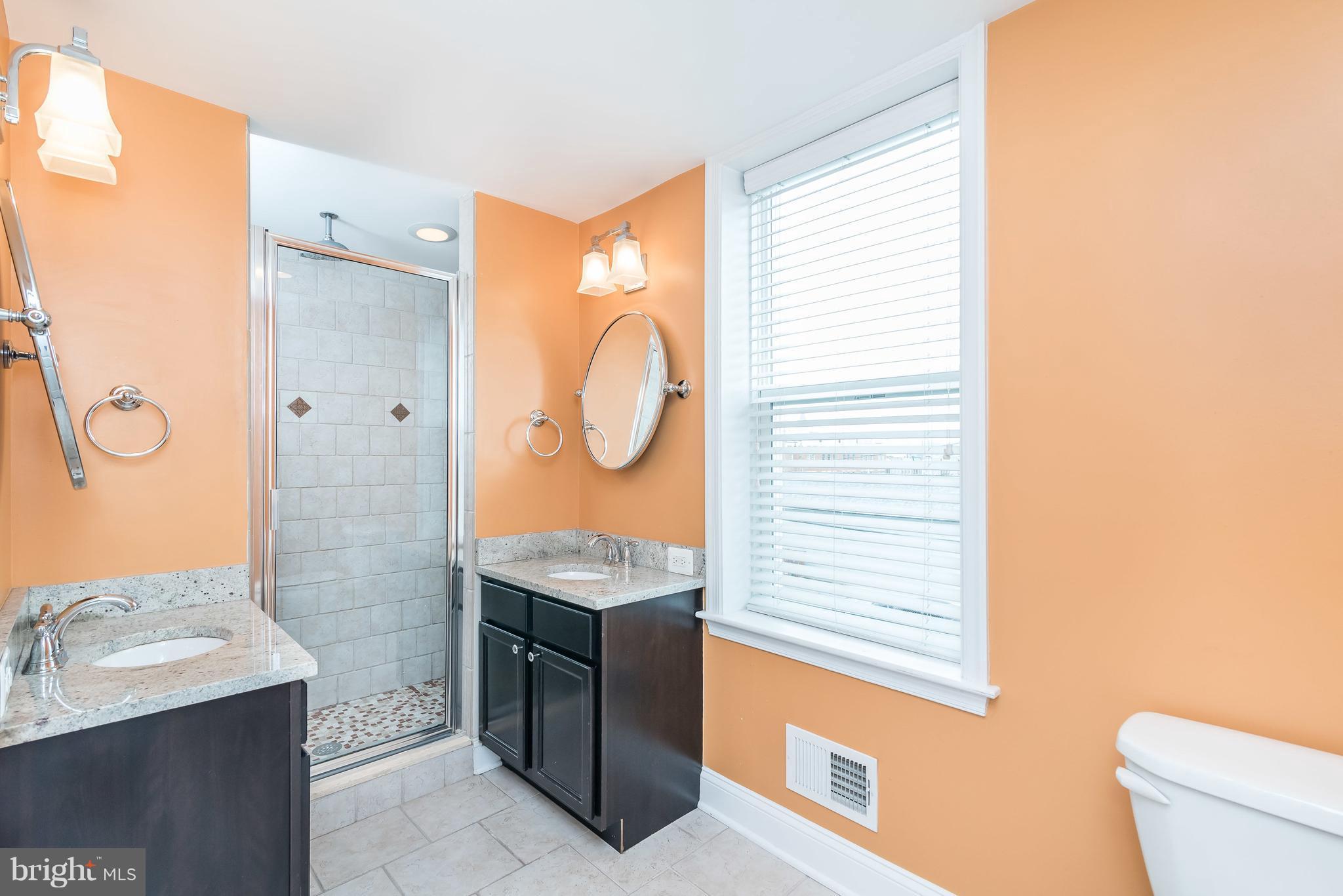 1400 Hull Street Baltimore, MD 21230 - Photo 23 of 29 Bath (Master) View 1