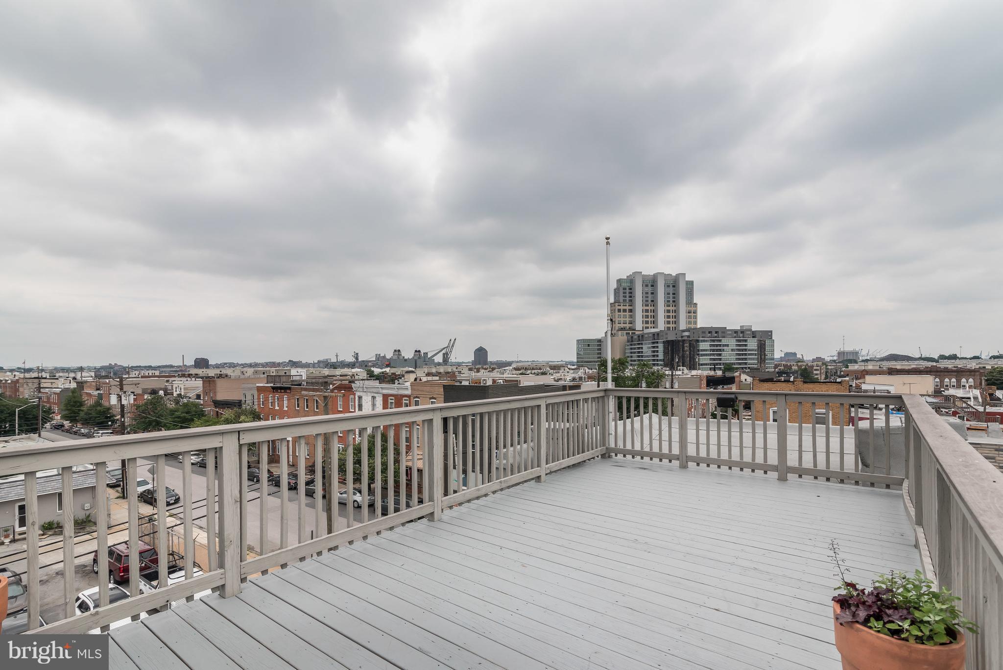 1400 Hull Street Baltimore, MD 21230 - Photo 24 of 29 Deck View 1