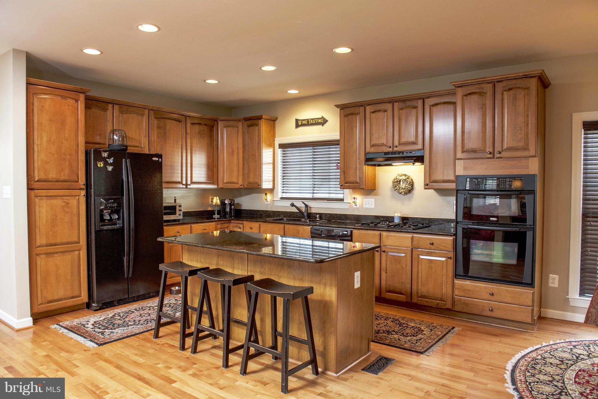 111 Mulberry Court Edgewater, MD 21037 - Photo 3 of 30 Kitchen