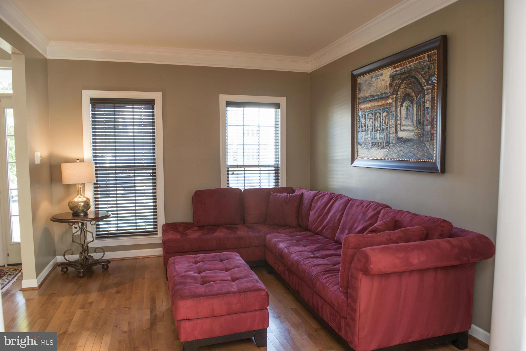 111 Mulberry Court Edgewater, MD 21037 - Photo 6 of 30 Living Room