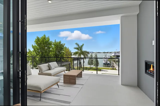 $3,395,000 | 2323 Lake Drive, Unit 201, Singer Island, FL 33404