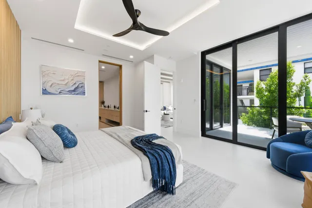 $3,395,000 | 2323 Lake Drive, Unit 201, Singer Island, FL 33404