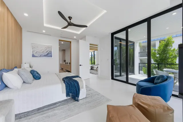 $3,395,000 | 2323 Lake Drive, Unit 201, Singer Island, FL 33404