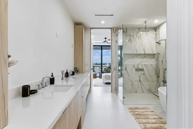 $3,395,000 | 2323 Lake Drive, Unit 201, Singer Island, FL 33404