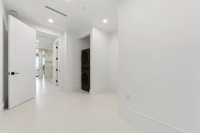 $3,395,000 | 2323 Lake Drive, Unit 201, Singer Island, FL 33404