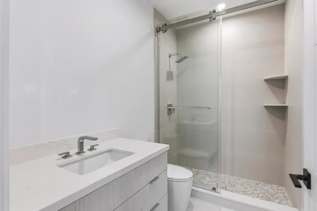 $3,395,000 | 2323 Lake Drive, Unit 201, Singer Island, FL 33404