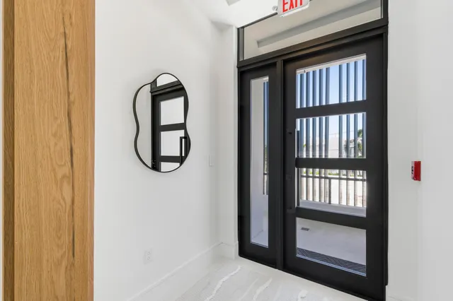 $3,395,000 | 2323 Lake Drive, Unit 201, Singer Island, FL 33404