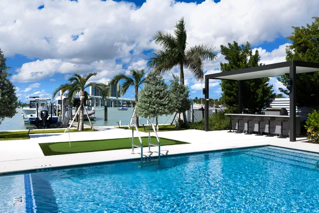 $3,395,000 | 2323 Lake Drive, Unit 201, Singer Island, FL 33404