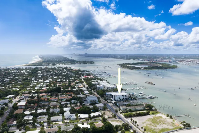 $3,395,000 | 2323 Lake Drive, Unit 201, Singer Island, FL 33404
