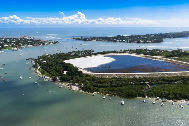 $3,395,000 | 2323 Lake Drive, Unit 201, Singer Island, FL 33404