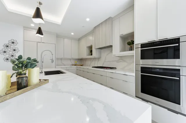 $3,395,000 | 2323 Lake Drive, Unit 201, Singer Island, FL 33404