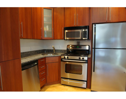 52 Cooper Street, Unit 8 Boston, MA 02113 - Photo 1 of 9 Gallery Image 1