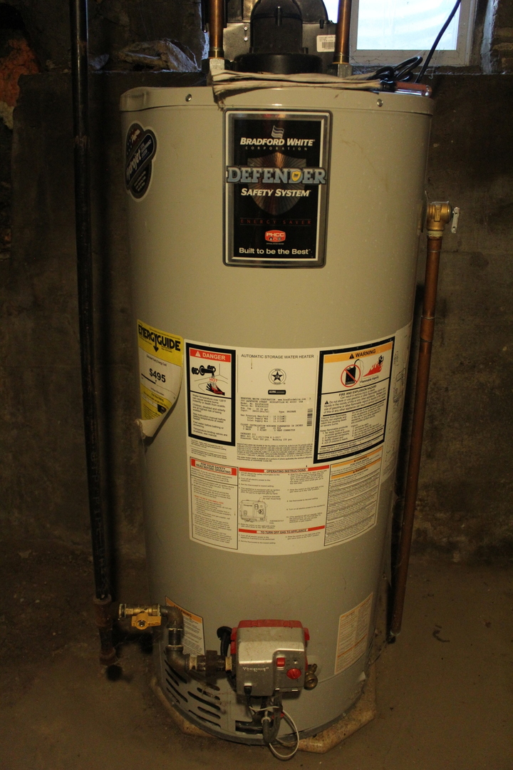 7496 Wolf Road Kingston, IL 60145 - Photo 28 of 38 a close up of a sink