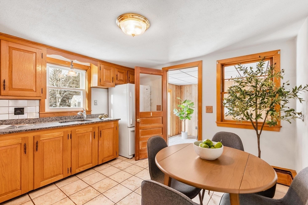 46 Pine Hill Road Ashland, MA 01721 - Photo 6 of 39