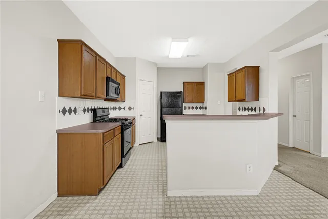 $284,900 | 7543 Park Bend Lane, Pasadena, TX 77505