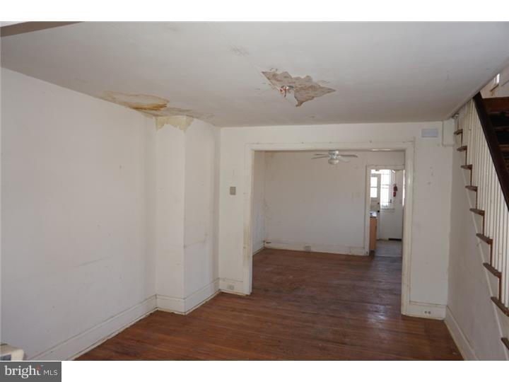 74 Sunshine Road Upper Darby, PA 19082 - Photo 3 of 14