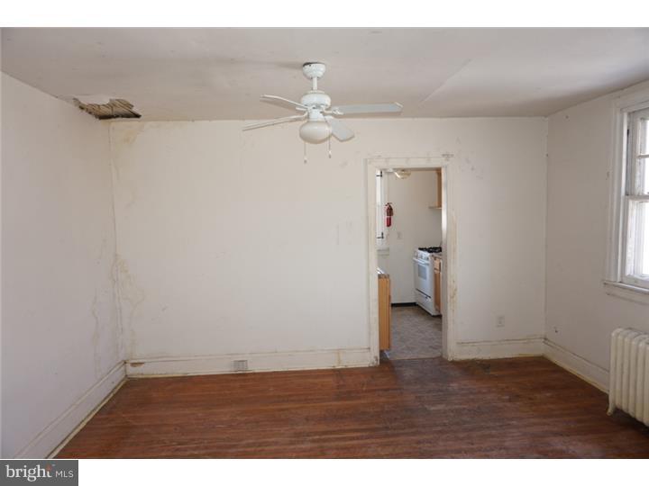 74 Sunshine Road Upper Darby, PA 19082 - Photo 5 of 14