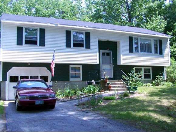 3 Old Manchester Road Derry, NH 03038 - Photo 1 of 3