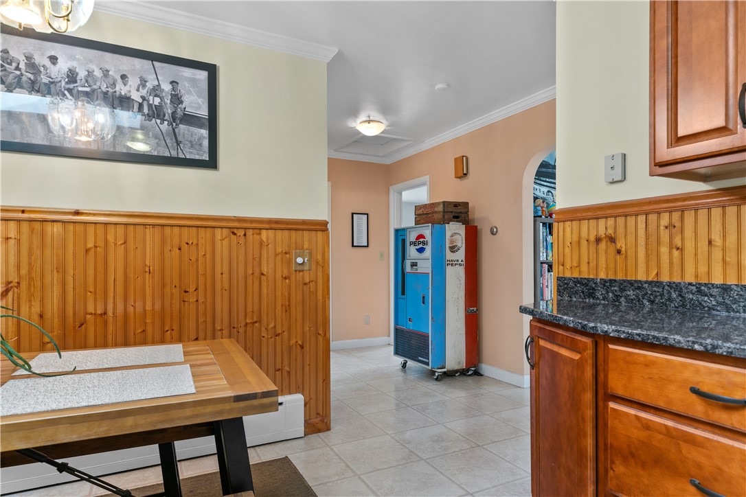 88 Middle Road Portsmouth, RI 02871 - Photo 15 of 43