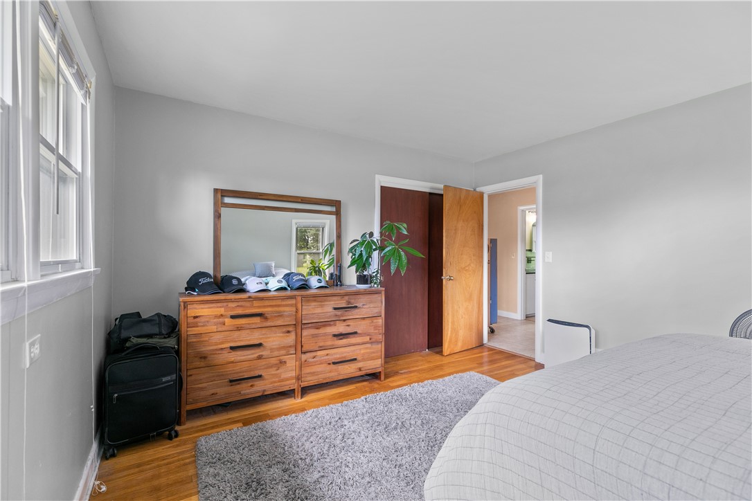 88 Middle Road Portsmouth, RI 02871 - Photo 20 of 43