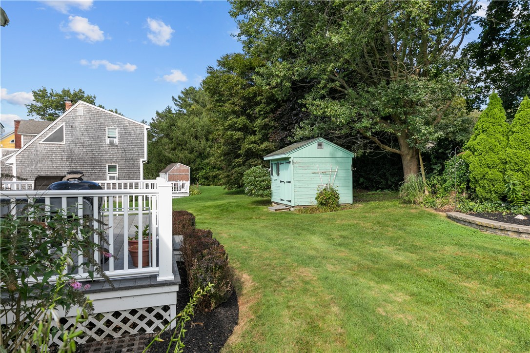 88 Middle Road Portsmouth, RI 02871 - Photo 36 of 43